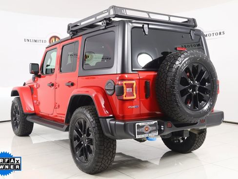 Used 2022 Jeep Wrangler Unlimited Sahara w/ Cold Weather Group image 5