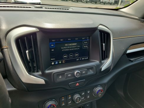 Used 2018 GMC Terrain SLE w/ Driver Convenience Package AWD/4WD image 27
