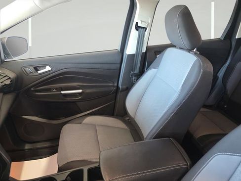 Used 2018 Ford Escape SE FWD image 22