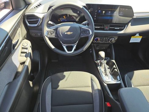 New 2026 Chevrolet TrailBlazer LT FWD image 4