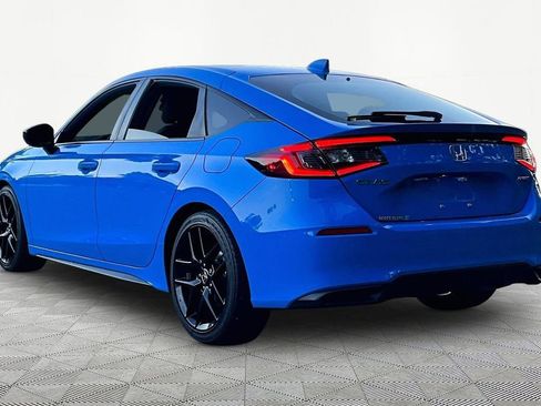 Used 2024 Honda Civic Sport image 5