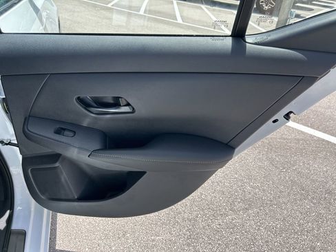 New 2025 Nissan Sentra S image 38