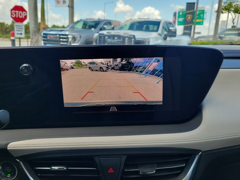 Used 2024 Buick Encore GX Preferred FWD image 10
