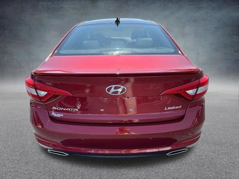 Used 2016 Hyundai Sonata Limited w/ Option Group 05 FWD image 11