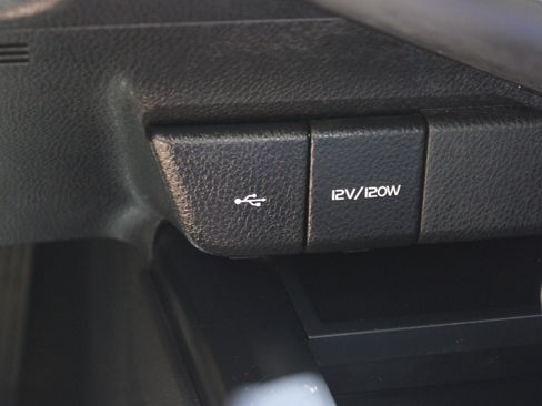 Used 2020 Toyota Camry SE w/ Protection Package (Q2) FWD image 18