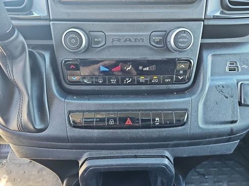 Used 2025 RAM ProMaster 2500 w/ Convenience Group FWD image 20
