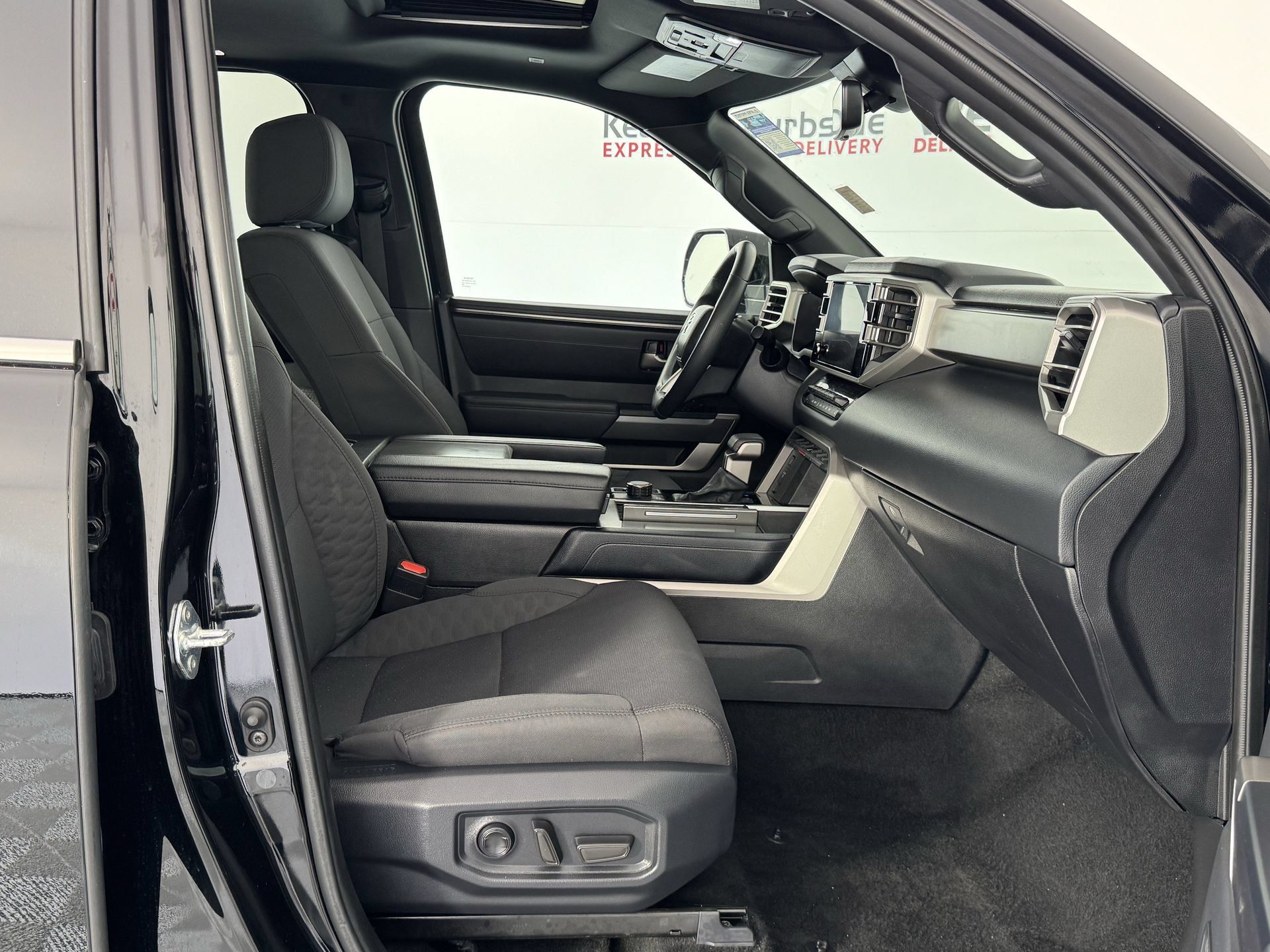 Certified 2025 Toyota Sequoia SR5 AWD/4WD image 24