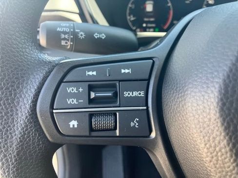 Used 2025 Honda CR-V LX image 21