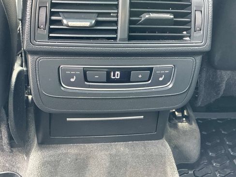 Used 2017 Audi Q7 3.0T Premium Plus w/ Premium Plus Package AWD/4WD image 29