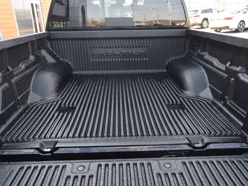 Used 2026 Nissan Frontier SV w/ All-Weather Content Package AWD/4WD image 5
