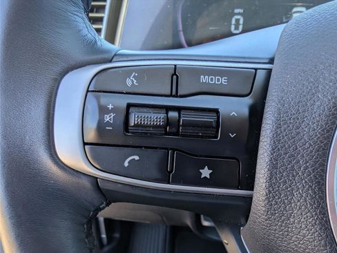 Used 2024 Kia Sportage EX image 12