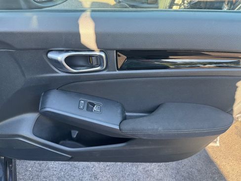 Used 2023 Honda Civic EX image 30