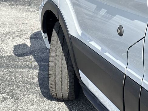 Used 2025 Ford Transit 350 XLT image 39