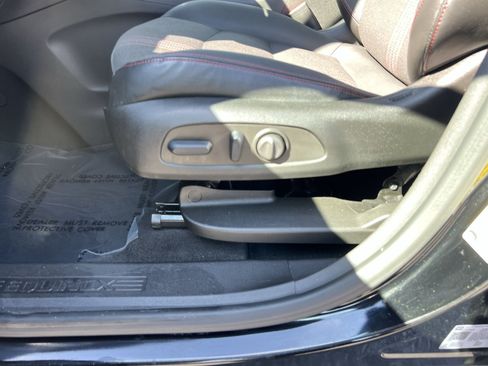 Used 2023 Chevrolet Equinox RS AWD/4WD image 14