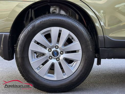 Used 2019 Subaru Outback 2.5i Premium image 38