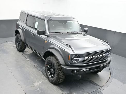 New 2026 Ford Bronco Badlands AWD/4WD image 38