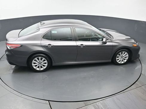 Used 2019 Toyota Camry LE w/ Convenience Package FWD image 39