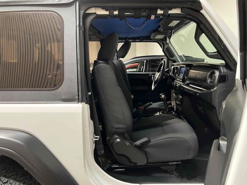 Used 2023 Jeep Wrangler Sport AWD/4WD image 21