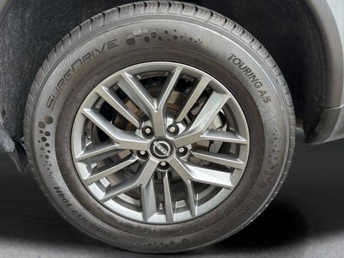 Used 2024 Nissan Rogue S FWD image 26