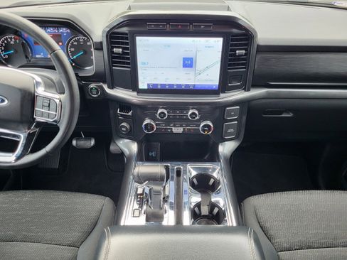 Certified 2022 Ford F150 XLT w/ Equipment Group 302A High image 16