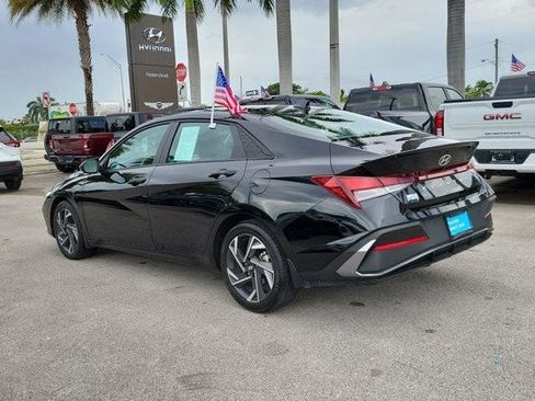 Certified 2025 Hyundai Elantra Sport FWD image 7