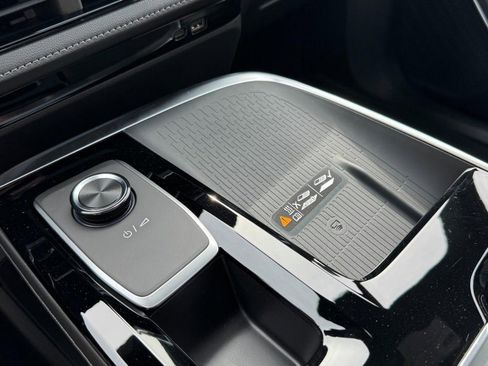 New 2026 Buick Enclave Sport Touring w/ Power Package image 13