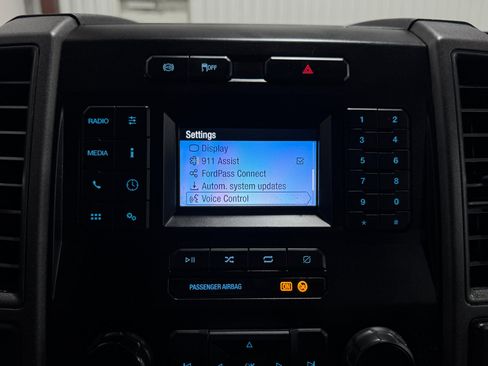 Used 2022 Ford F350 XL w/ Power Equipment Group image 38