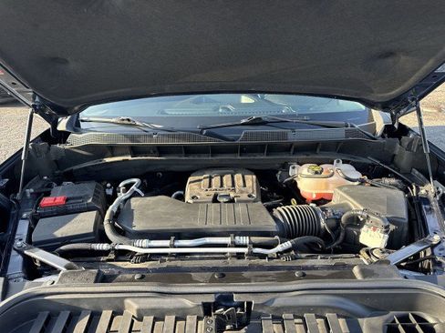 Certified 2023 Chevrolet Silverado 1500 Custom image 17