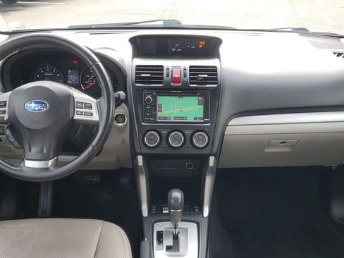 Used 2014 Subaru Forester 2.5i Touring image 29