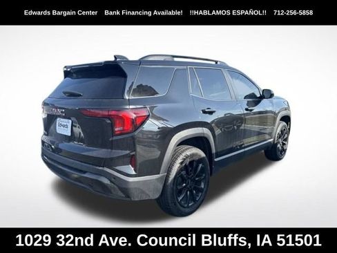 Used 2026 GMC Terrain Elevation w/ Elevation Premium Package FWD image 6