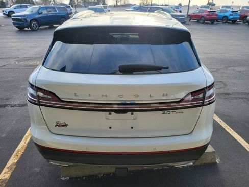 Used 2020 Lincoln Nautilus Reserve w/ Equipment Group 202A image 19