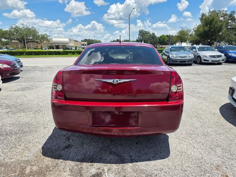 Used 2008 Chrysler 300 LX RWD image 6
