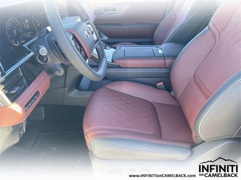 New 2026 INFINITI QX80 Autograph image 19