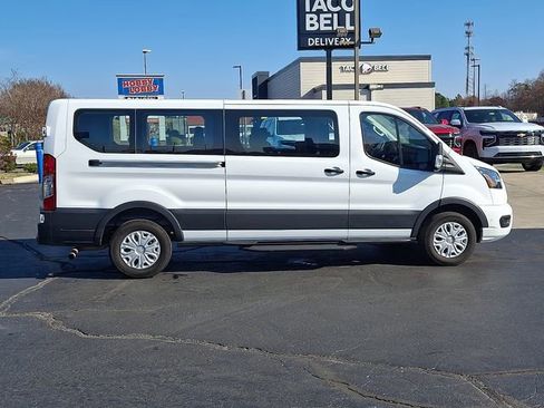 Used 2023 Ford Transit 350 XLT image 7