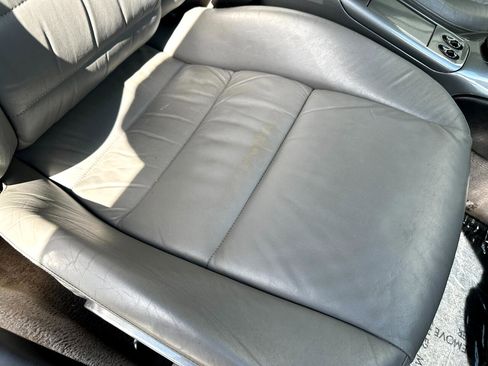 Used 2001 Porsche 911 Carrera image 37