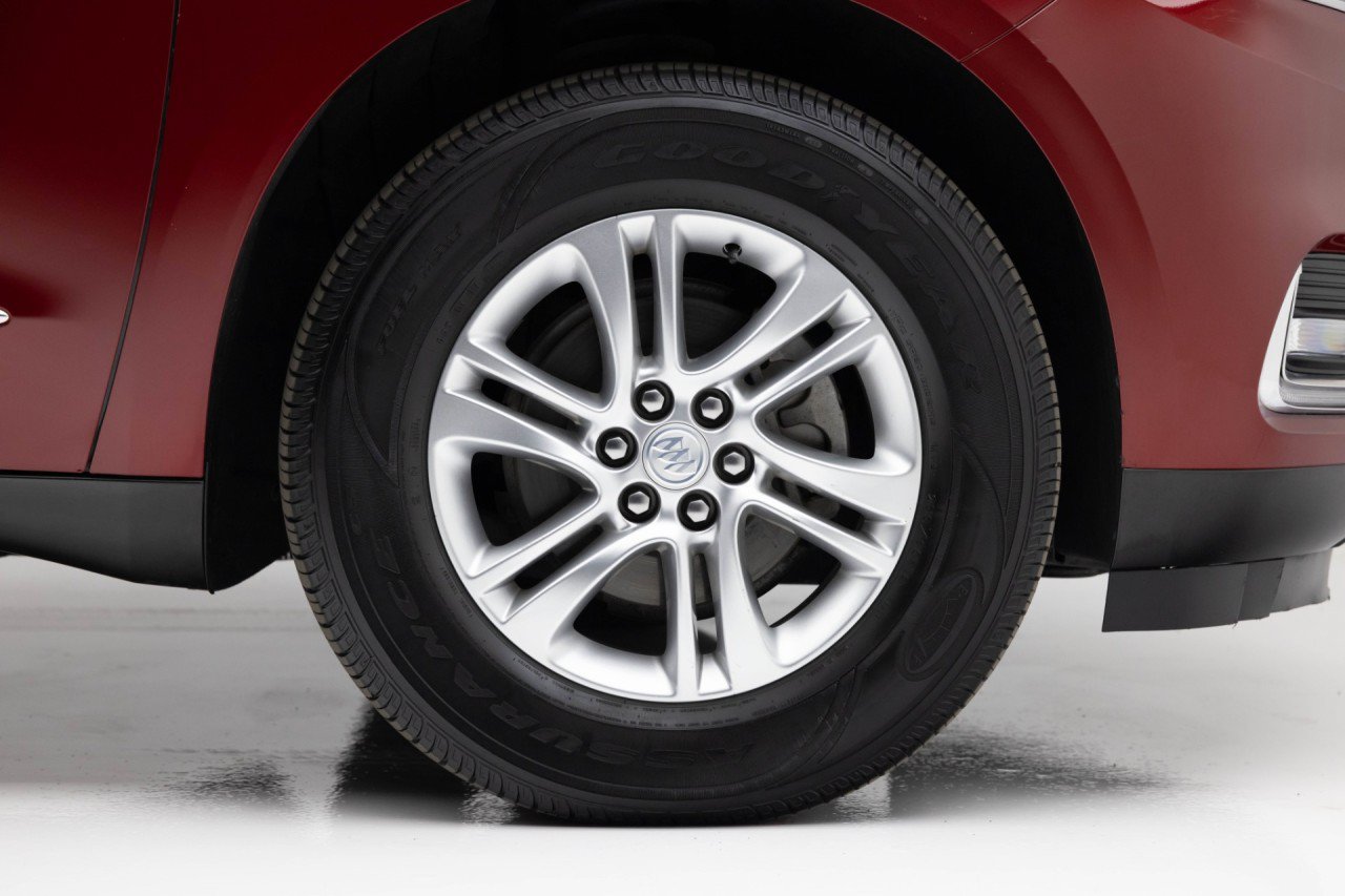 Used 2019 Buick Enclave Essence FWD image 21
