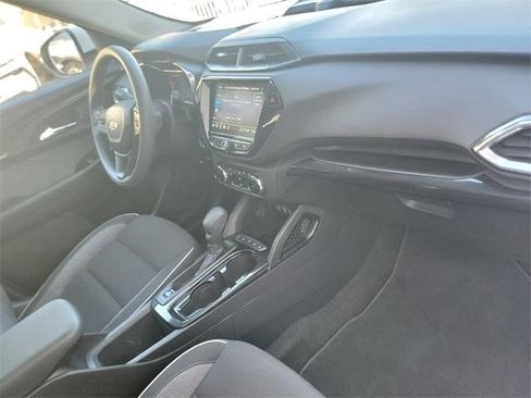 Certified 2023 Chevrolet TrailBlazer LT w/ Convenience Package image 25