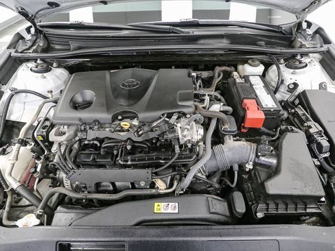 Used 2023 Toyota Camry LE FWD image 13