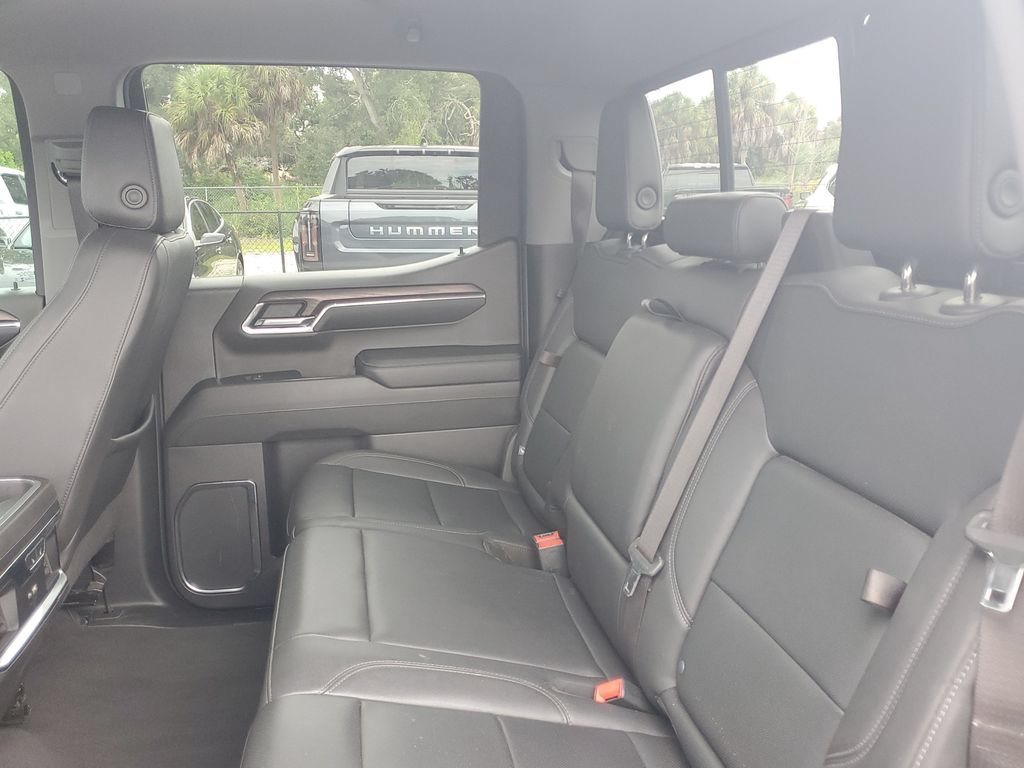 Used 2024 GMC Sierra 1500 SLT w/ SLT Premium Plus Package AWD/4WD image 15