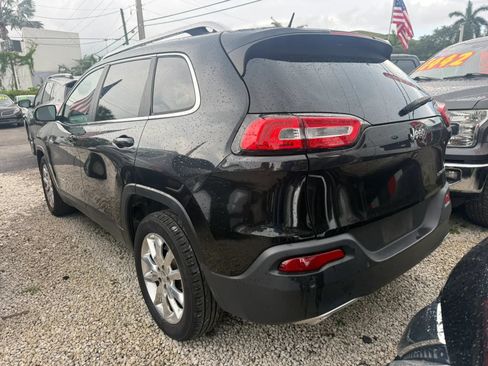 Used 2015 Jeep Cherokee Limited w/ Luxury Group FWD image 2