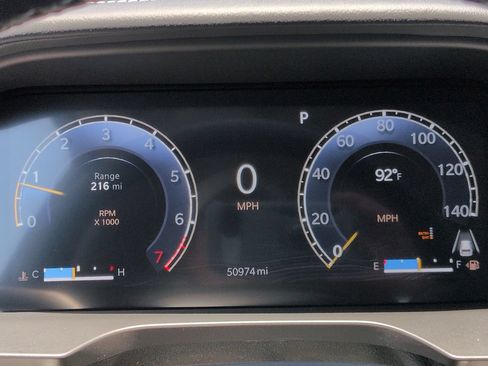 Used 2023 Jeep Grand Cherokee Overland w/ Luxury Tech Group IV AWD/4WD image 30