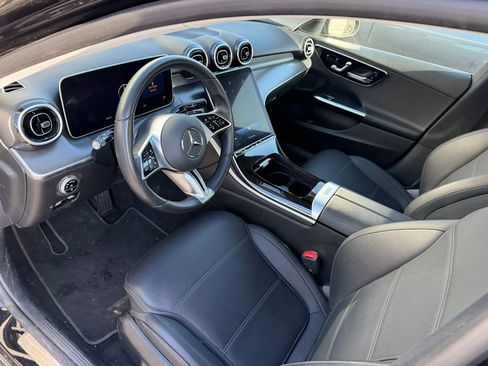 Used 2025 Mercedes-Benz C 300 Sedan image 4