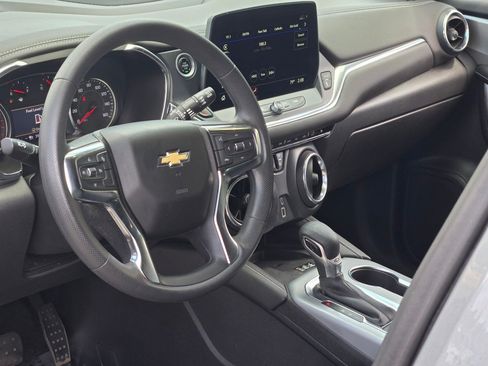 Certified 2024 Chevrolet Blazer LT w/ Convenience Package FWD image 25