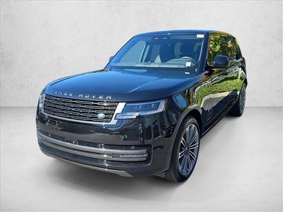 New 2025 Land Rover Range Rover Long Wheelbase SE
