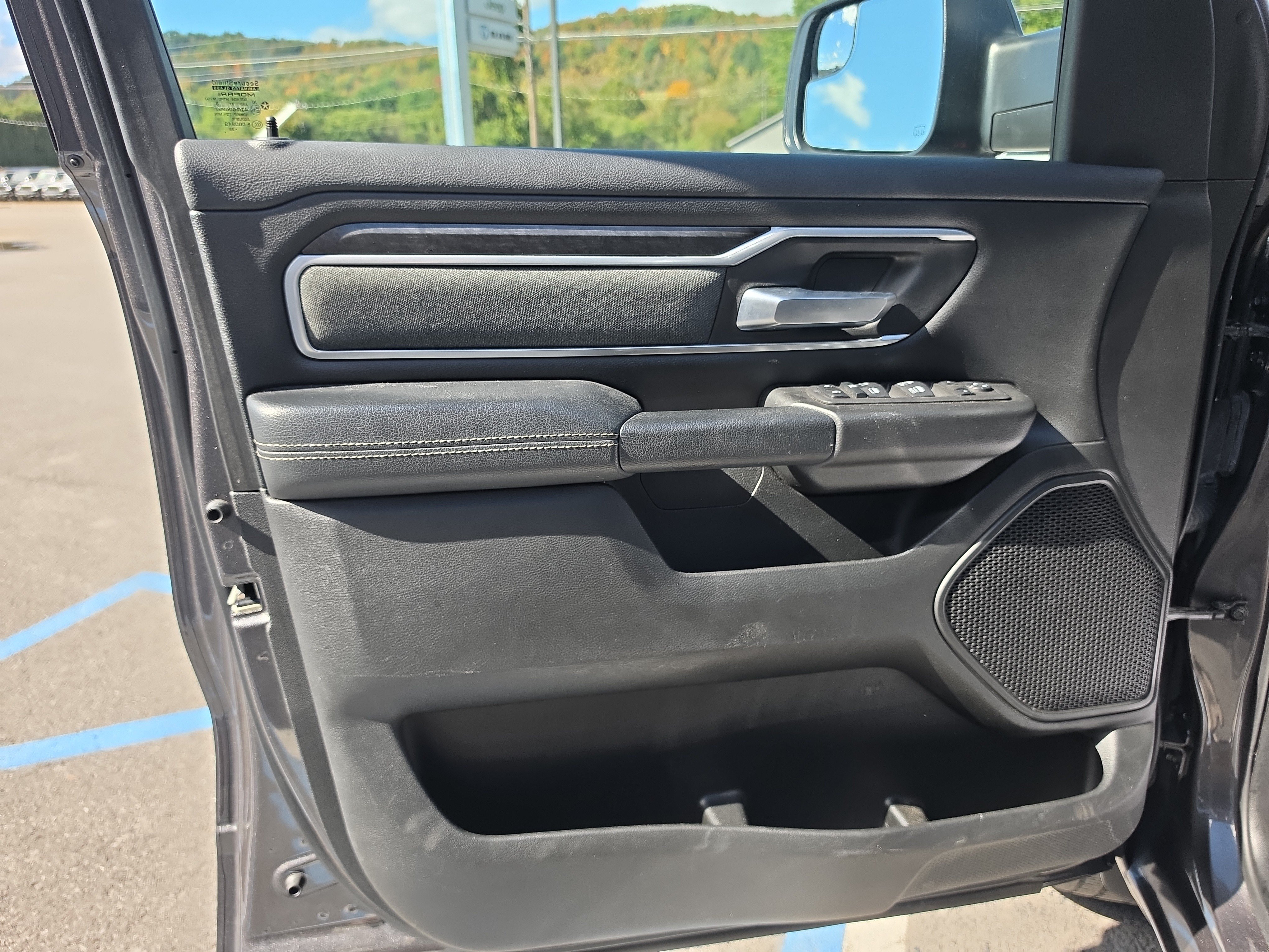 Used 2022 RAM 1500 Big Horn AWD/4WD image 17