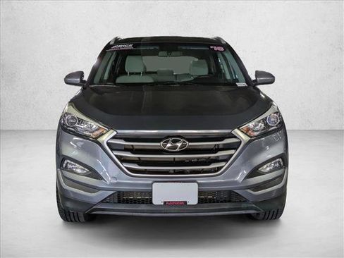 Used 2018 Hyundai Tucson SEL image 2