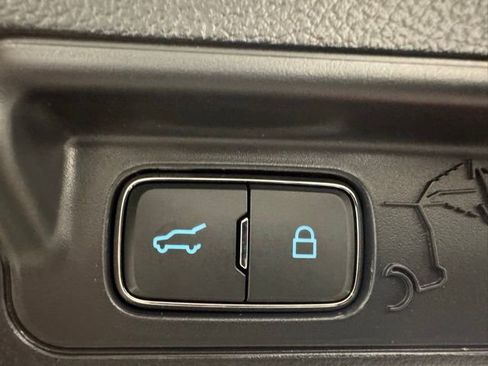 New 2026 Ford Explorer Active image 8