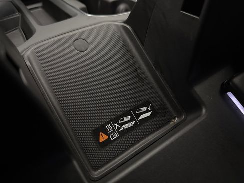 Used 2023 Chevrolet Silverado 1500 RST image 34