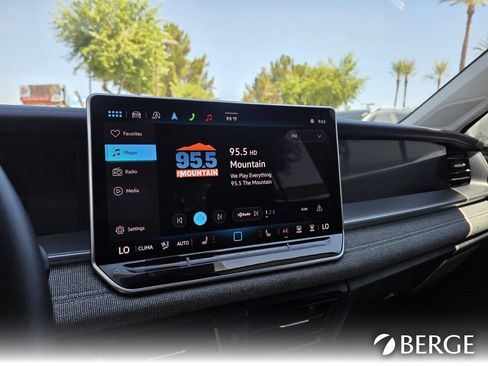 Used 2025 Volkswagen Tiguan S FWD image 18