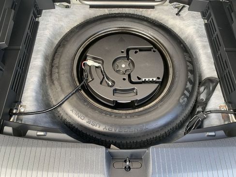 Used 2023 Nissan Rogue SV image 22